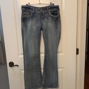 Wallflower jeans size 15